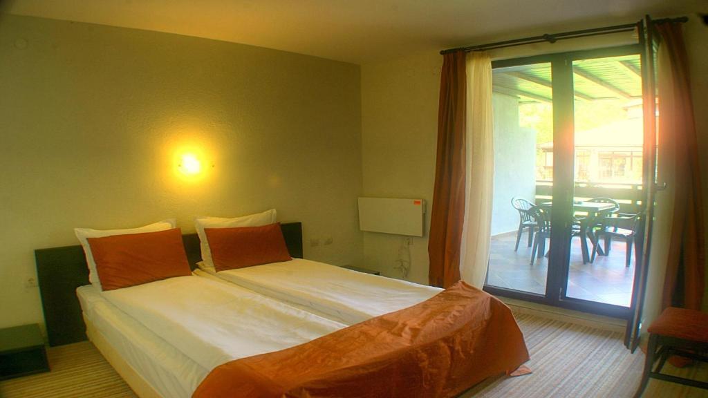 Spa Hotel Planinata Ribaritsa Kamer foto